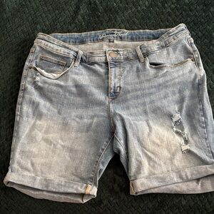 Universal Thread Light Blue Jean Shorts